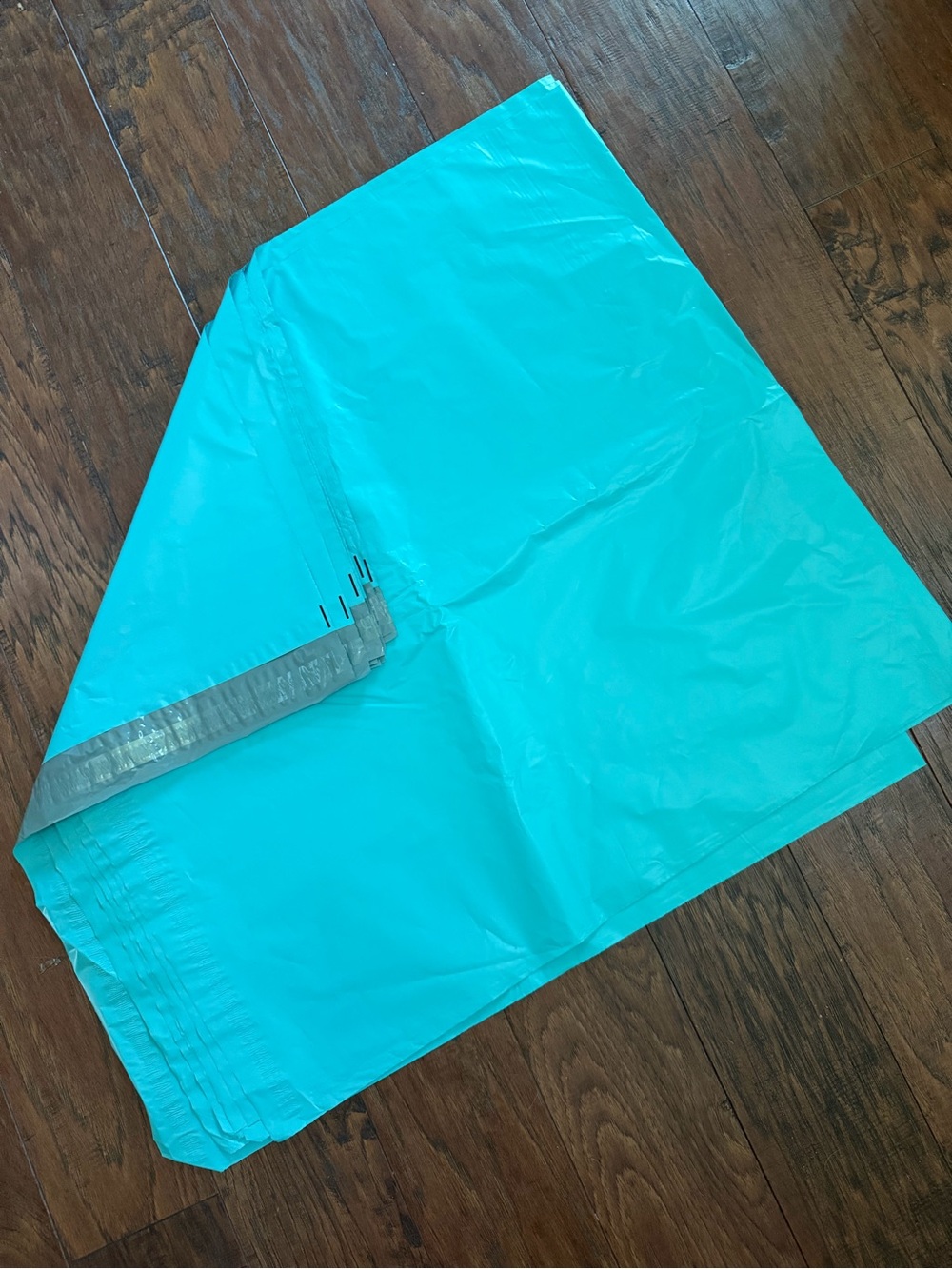 BIG BOY POLY-MAILERS - 24” x. 26”.  TOTAL OF 10